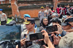 BerlangsungAnarkisPoldaBaliAmankan22Pendemo_532640