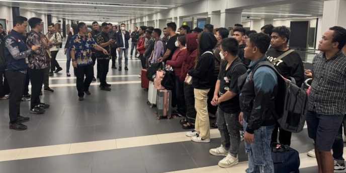 kemenlu-ri-fasilitasi-pemulang-1769884135341