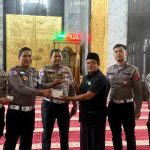 Wujud Pengabdian, Sat Lantas Polresta Balikpapan Bersihkan Masjid Sambut HUT Bhayangkara