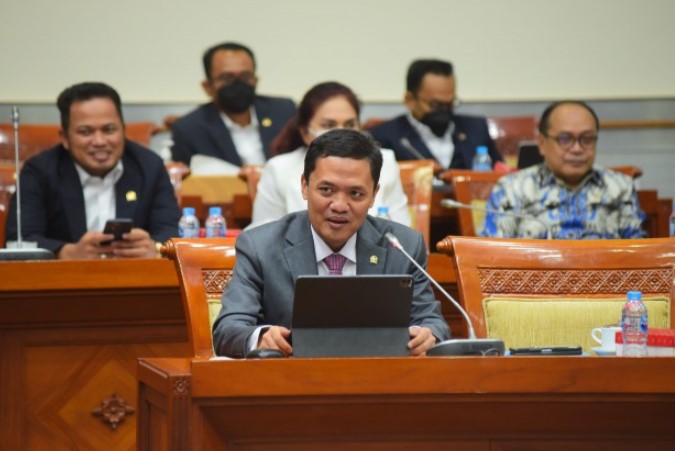 DPR RI