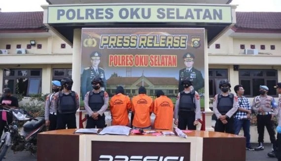 Pelaku