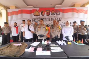 773ef2d2-7f3a-46dd-963a-e443d1b5046a (1)