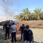Polsek Singingi Hilir Musnahkan Dua Rakit PETI di Desa Petai