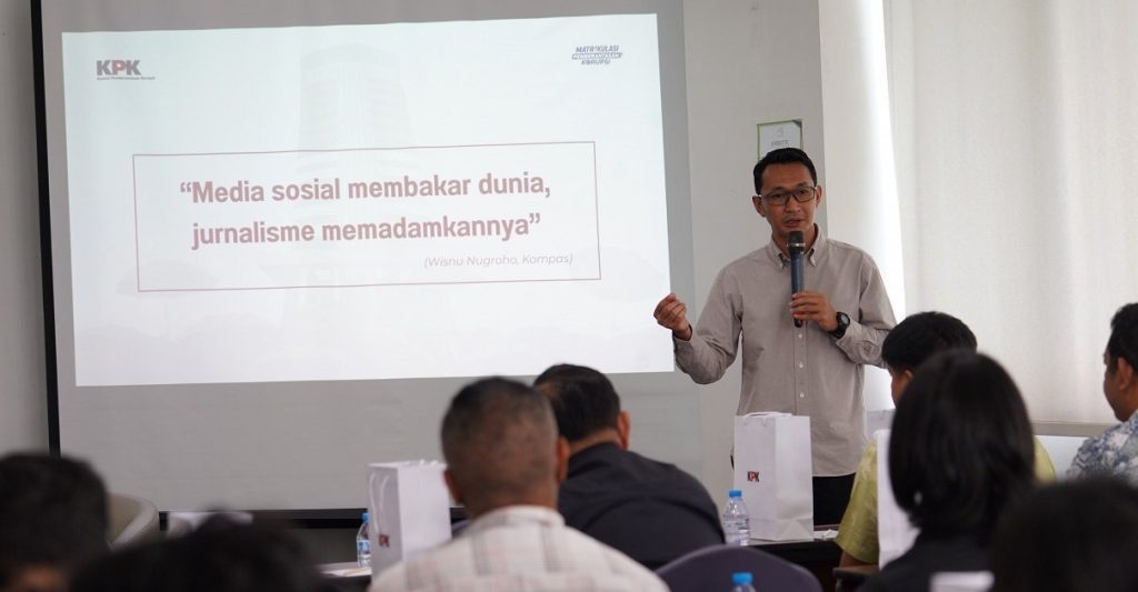 Foto-1_KPK-Ajak-Jurnalis-dan-Ilustrator-di-Sulut-Hidupkan-Pesan-Antikorupsi-image_large