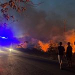 Satbrimob Polda Maluku Cepat Tangani Kebakaran di Namlea, Api Berhasil Dipadamkan Kurang Lebih Satu Jam